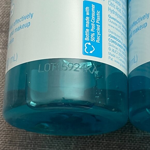 2-Pack Neutrogena Hydro Boost with Hyaluronic Acid Hydrating Gel Cleanser - Picture 4 of 4